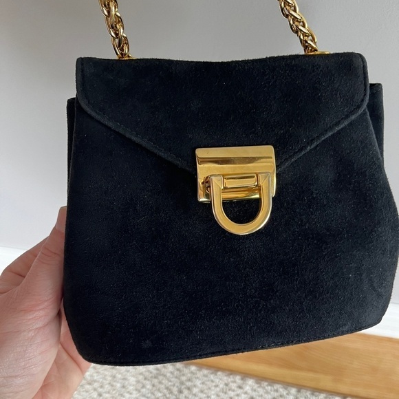 Browns Shoes Made in Canada Small Black Velvet Purse Gold Chain and Hardware - Picture 5 of 14